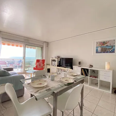Apartment T2 Traversant Face A La Avec Terrasse Et Garage A Pornichet, Proche Casino - Fr-1-245-180 *