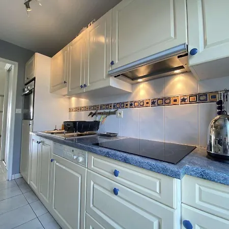 Appartamento T2 Traversant Face A La Avec Terrasse Et Garage A Pornichet, Proche Casino - Fr-1-245-180 *