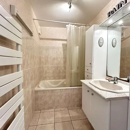 Appartamento T2 Traversant Face A La Avec Terrasse Et Garage A Pornichet, Proche Casino - Fr-1-245-180 *