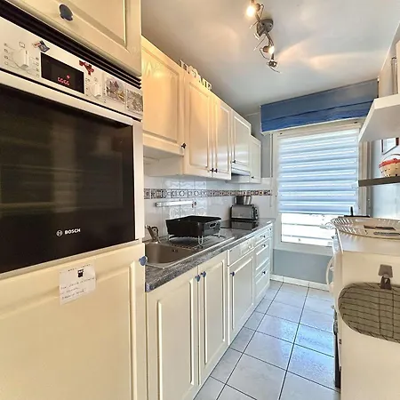 T2 Traversant Face A La Avec Terrasse Et Garage A Pornichet, Proche Casino - Fr-1-245-180 Apartment