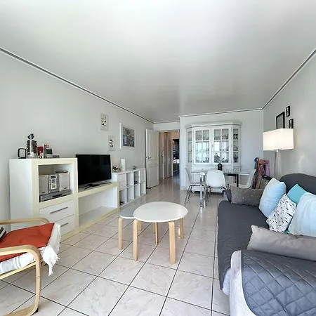 Apartment T2 Traversant Face A La Avec Terrasse Et Garage A Pornichet, Proche Casino - Fr-1-245-180